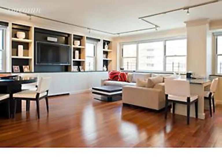 New York City Real Estate | View 165 East 32Nd Street, 20A | 3 Beds, 2 Baths | View 1