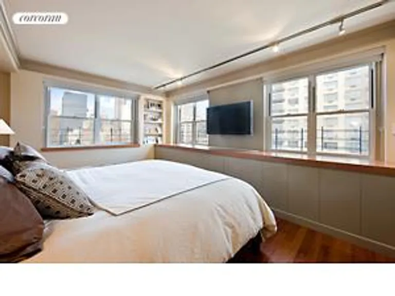 New York City Real Estate | View 165 East 32Nd Street, 20A | room 3 | View 4