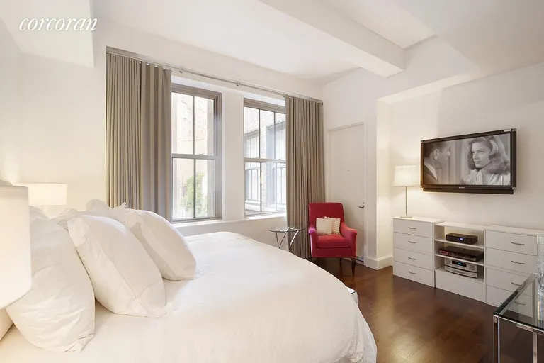New York City Real Estate | View 147 Waverly Place, 4W | room 3 | View 4