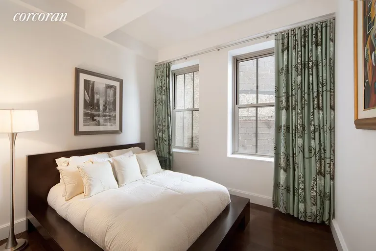 New York City Real Estate | View 147 Waverly Place, 4W | room 4 | View 5