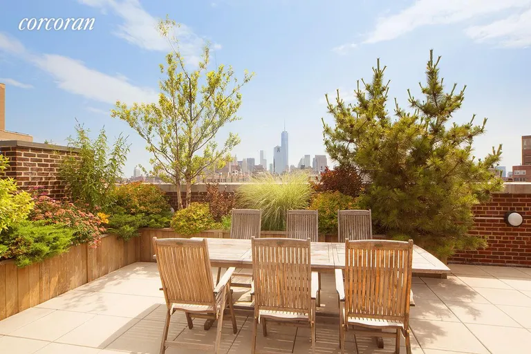 New York City Real Estate | View 147 Waverly Place, 4W | room 5 | View 6