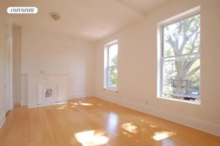 New York City Real Estate | View 282 Macon Street, 2 | room 4 | View 5