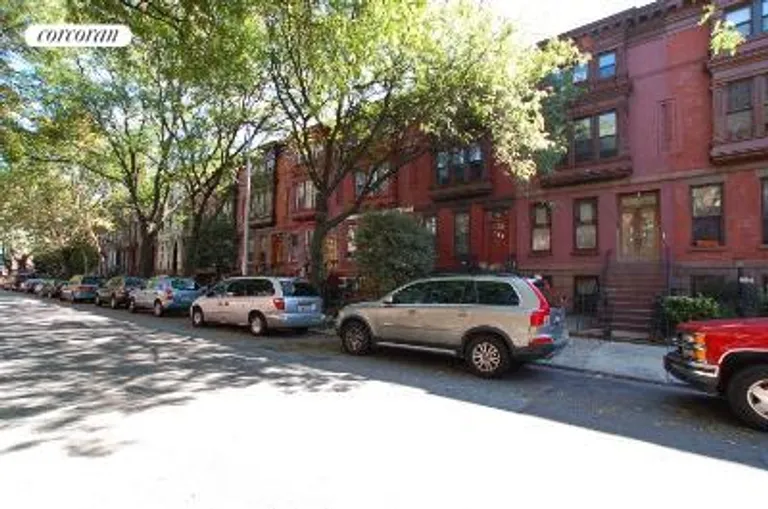 New York City Real Estate | View 282 Macon Street, 2 | room 5 | View 6