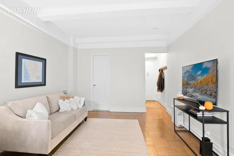 New York City Real Estate | View 24 Fifth Avenue, 607 | room 1 | View 2