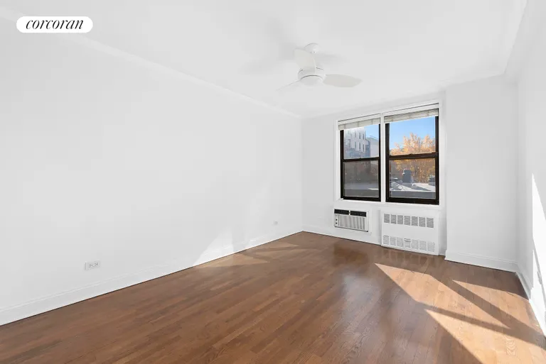 New York City Real Estate | View 211 East 18th Street, 5R | 2 | View 4