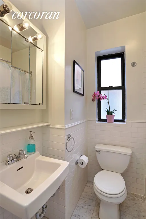 New York City Real Estate | View 149 West 12th Street, 6-1 | Bathroom | View 6
