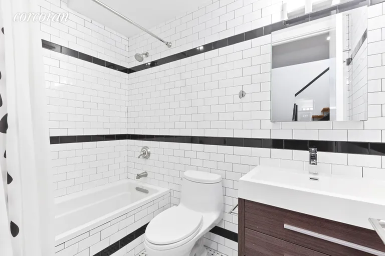 New York City Real Estate | View 817 Dekalb Avenue, 3 | Guest Bathroom | View 13