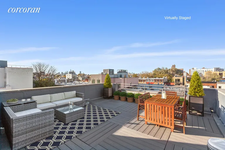 New York City Real Estate | View 817 Dekalb Avenue, 3 | 3 Beds, 2 Baths | View 1