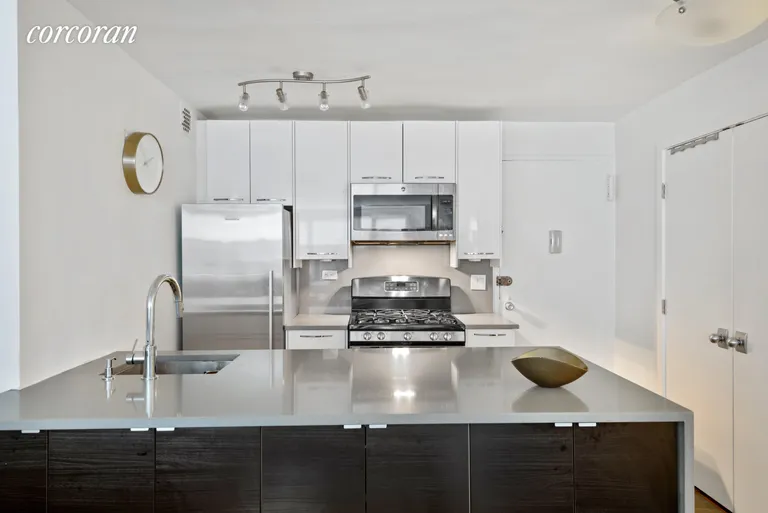 New York City Real Estate | View 209 East 56th Street, 5D | room 1 | View 2