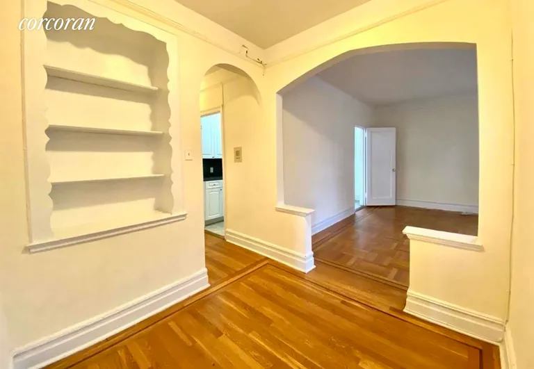 New York City Real Estate | View 50 Ocean Parkway, 6A | room 1 | View 2