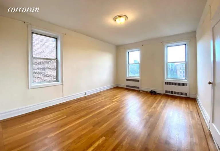 New York City Real Estate | View 50 Ocean Parkway, 6A | room 2 | View 3