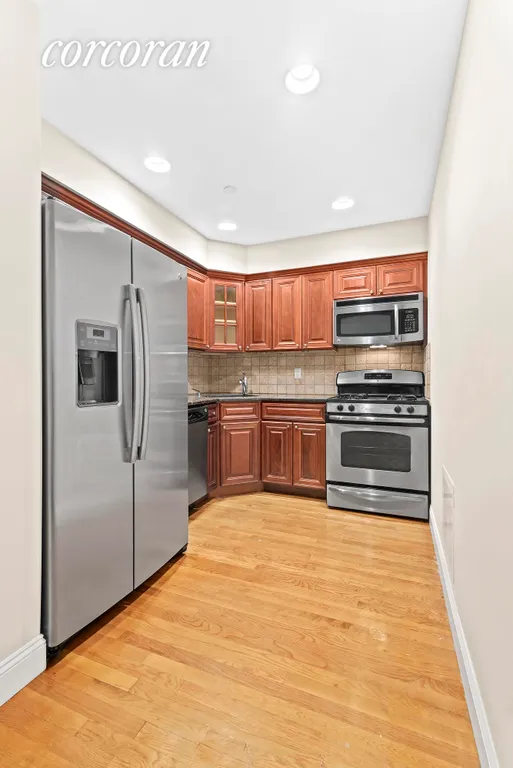New York City Real Estate | View 23-25 31st Avenue, 4B | room 4 | View 5