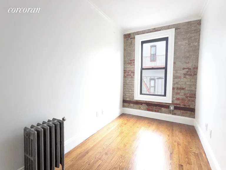 New York City Real Estate | View 24-75 38th Street, D2 | room 4 | View 5