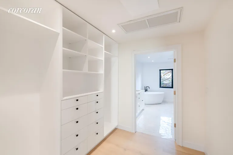 New York City Real Estate | View 472 Carroll Street | room 7 | View 8
