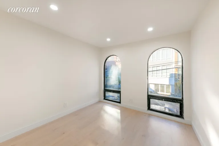 New York City Real Estate | View 472 Carroll Street | room 8 | View 9