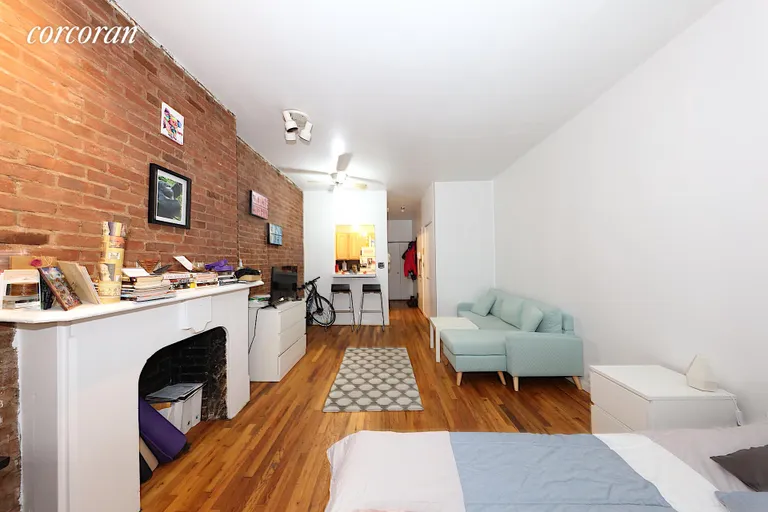 New York City Real Estate | View 348 East 89th Street, 3E | room 3 | View 4