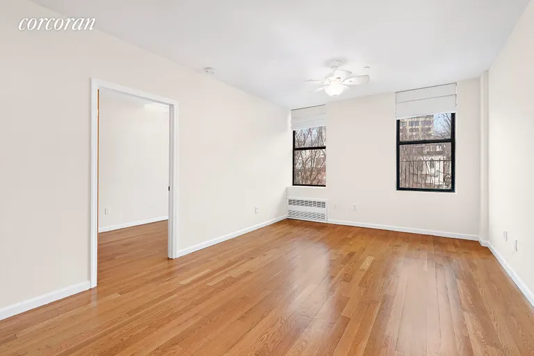 New York City Real Estate | View 250 Manhattan Avenue, 5A | room 2 | View 3