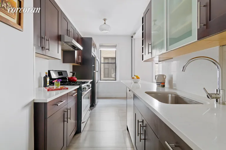 New York City Real Estate | View 35 Clark Street, F4 | 2 Beds, 1 Bath | View 1