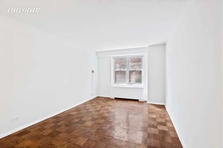 New York City Real Estate | View 220 East 60th Street, 3DD | room 3 | View 4