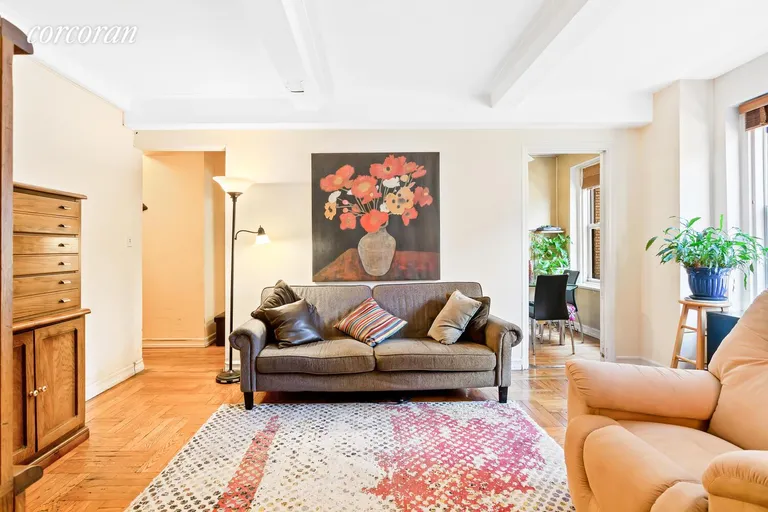 New York City Real Estate | View 433 West 34th Street, 2N | room 1 | View 2