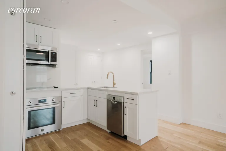 New York City Real Estate | View 25 East 67th Street, 6AB | Kitchen | View 6