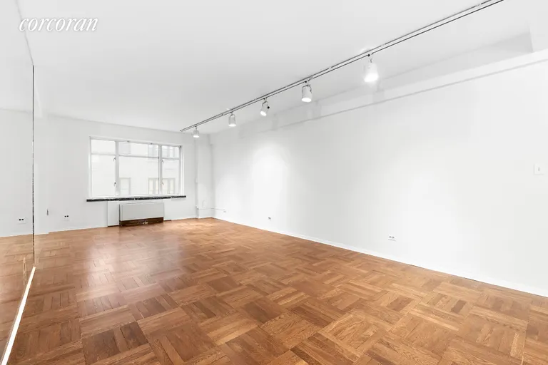 New York City Real Estate | View 65 East 76th Street, 6E | room 1 | View 2