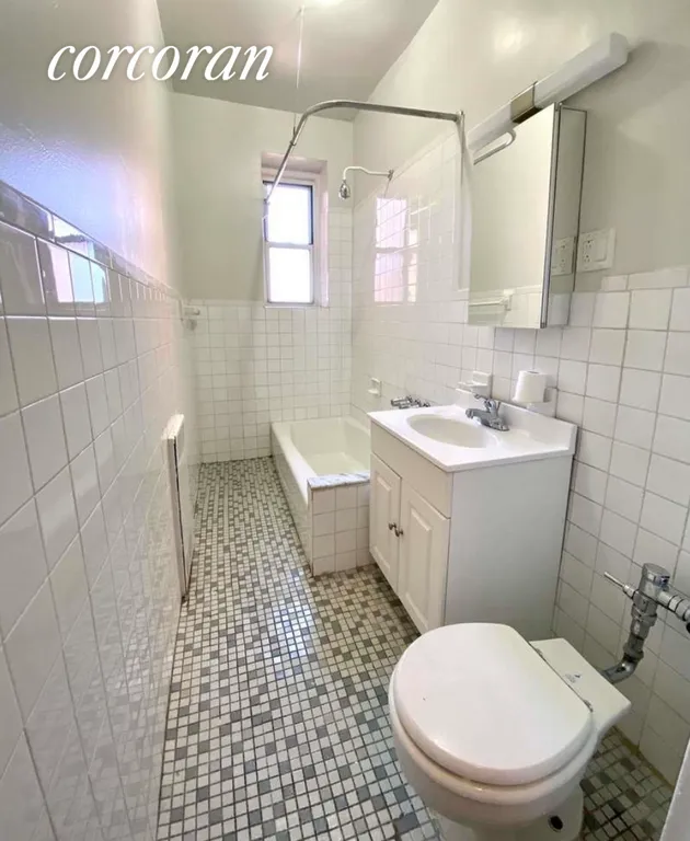 New York City Real Estate | View 50 Ocean Parkway, 2F | room 3 | View 4