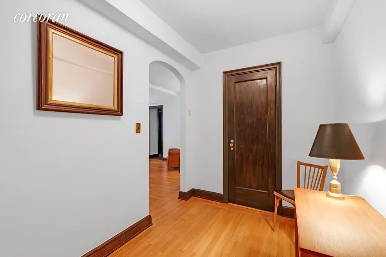 New York City Real Estate | View 414 East 52nd Street, 7E | Entry Foyer | View 5