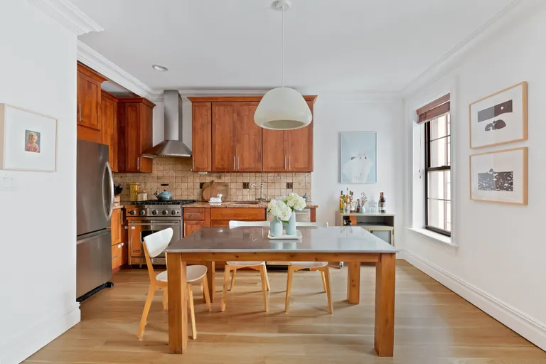 New York City Real Estate | View 862 Carroll Street, 4 | room 1 | View 2