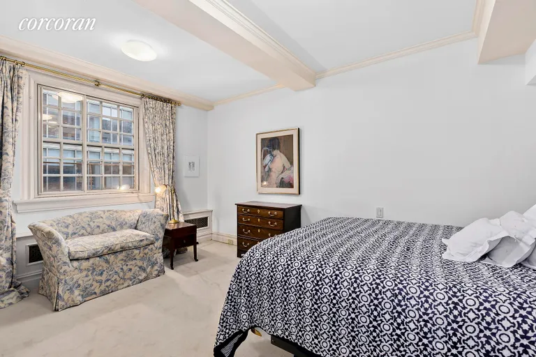 New York City Real Estate | View 15 West 67th Street, 2FW | room 11 | View 12
