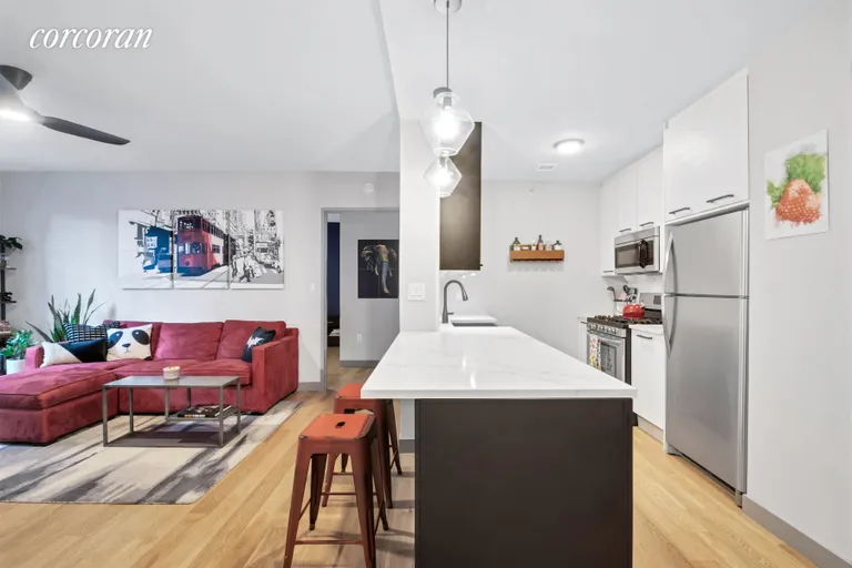 New York City Real Estate | View 8 Vanderbilt Avenue, 5K | room 4 | View 5