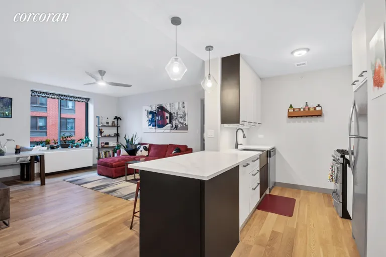 New York City Real Estate | View 8 Vanderbilt Avenue, 5K | room 8 | View 9