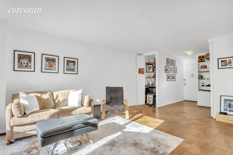 New York City Real Estate | View 220 East 57th Street, 17-H | room 2 | View 3