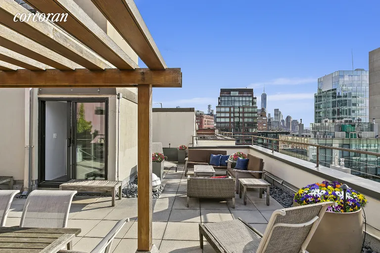 New York City Real Estate | View 155 Perry Street, PH8B | room 1 | View 2