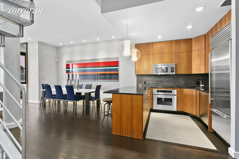 New York City Real Estate | View 155 Perry Street, PH8B | room 4 | View 5