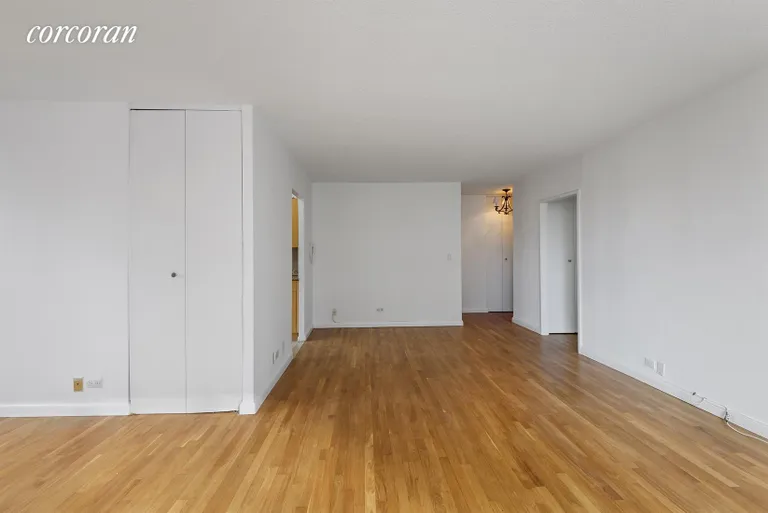 New York City Real Estate | View 301 East 87th Street, 11D | 2 Beds, 1 Bath | View 1
