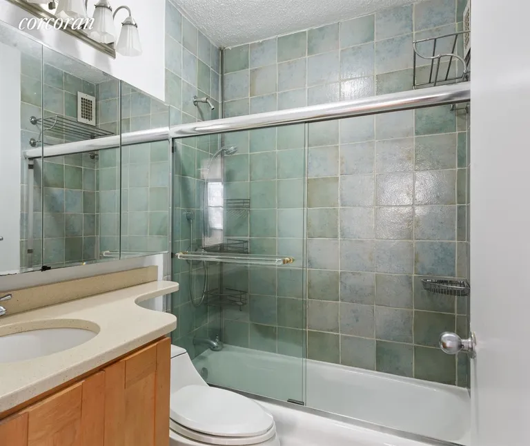 New York City Real Estate | View 301 East 87th Street, 11D | Bathroom | View 5