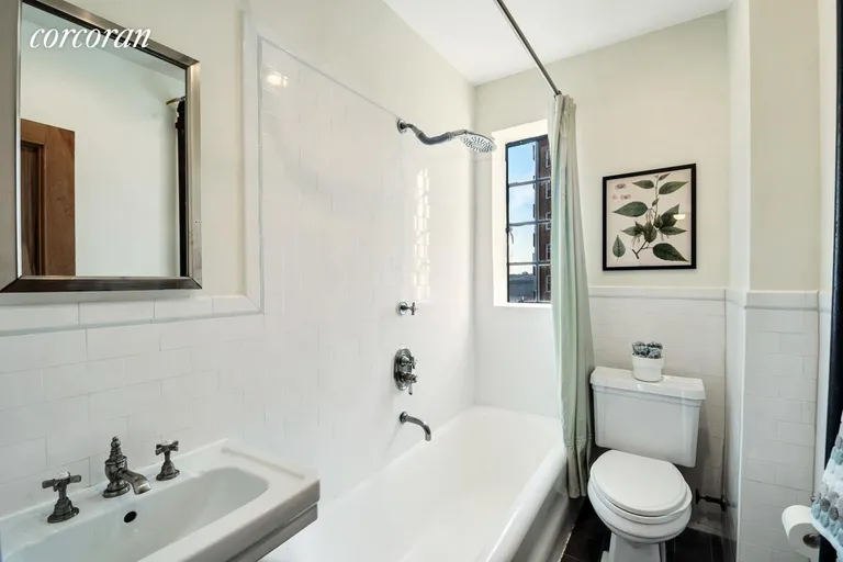 New York City Real Estate | View 116 Pinehurst Avenue, S43 | Bathroom | View 7