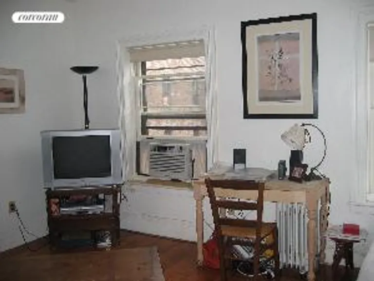 New York City Real Estate | View 107 Willow Place, 7 | room 2 | View 3