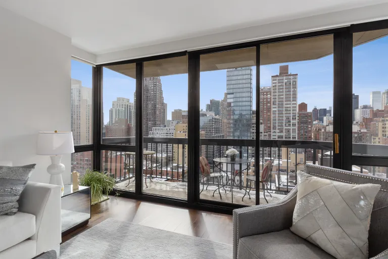 New York City Real Estate | View 330 East 75th Street, 20A | Living Room | View 4