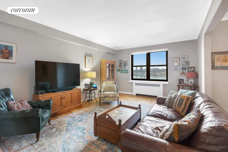 New York City Real Estate | View 159-34 Riverside Drive West, 2J | room 1 | View 2