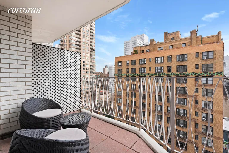New York City Real Estate | View 1160 Third Avenue, 16H | room 7 | View 8