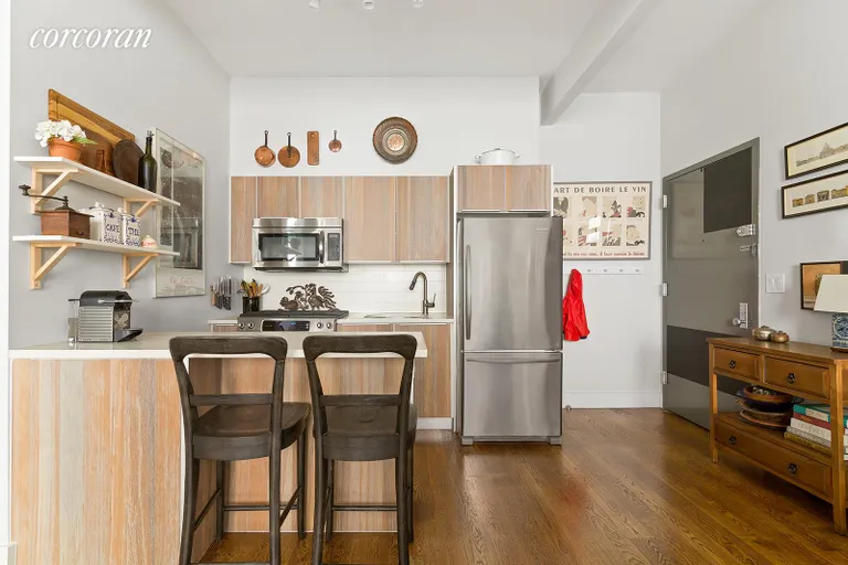 New York City Real Estate | View 655 Franklin Avenue, 2R | 2 Beds, 2 Baths | View 1