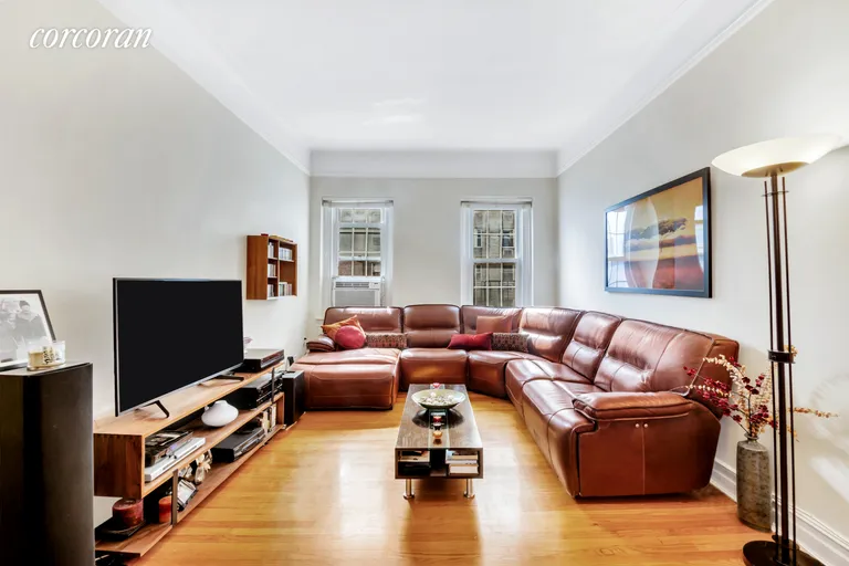 New York City Real Estate | View 55 Pineapple Street, 6J | Space to entertain, work and relax. | View 7