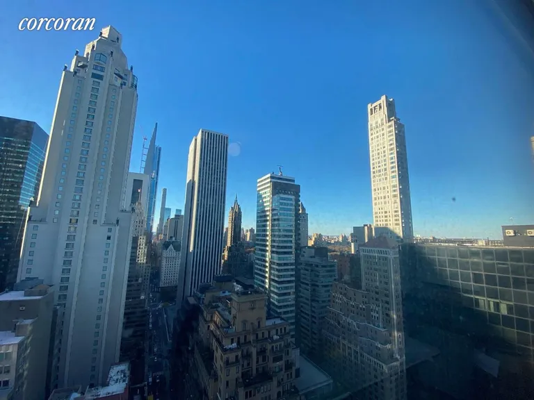 New York City Real Estate | View 117 East 57th Street, 37D | room 11 | View 12