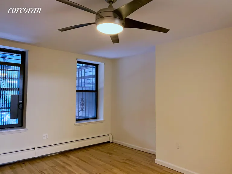 New York City Real Estate | View 366 Greene Avenue, parlor | room 13 | View 14