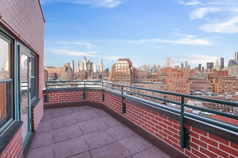 New York City Real Estate | View 15 CHARLES STREET, 16D | 1 Bed, 1 Bath | View 1