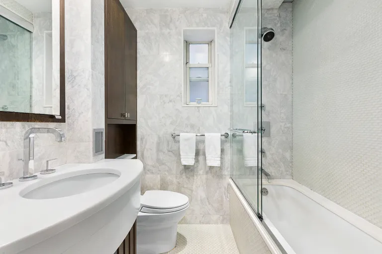 New York City Real Estate | View 17 West 71st Street, 2B | Window Second full bathroom | View 8