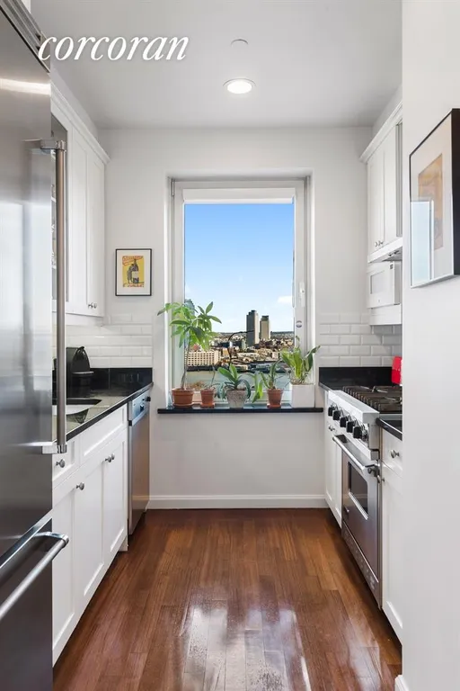 New York City Real Estate | View 400 East 51st Street, 21C | Kitchen | View 8