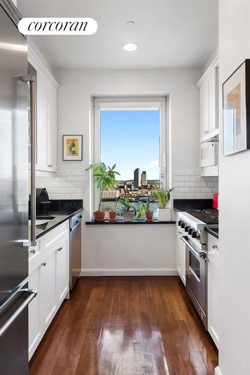 New York City Real Estate | View 400 East 51st Street, 21C | Kitchen | View 14